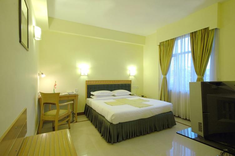 The Senator Hotel Calcutta  Esterno foto